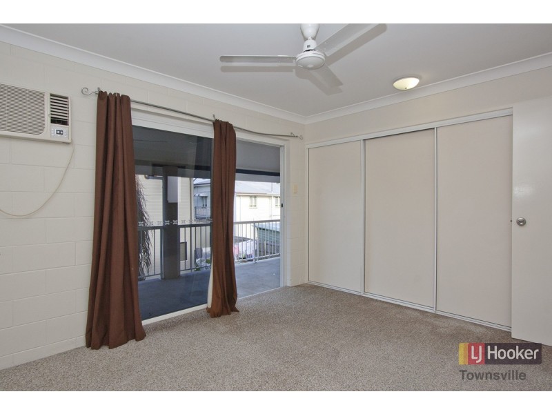 4/7 Palmerston Street, Pimlico QLD 4812
