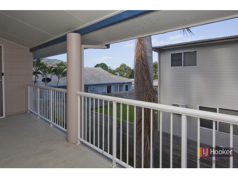 4/7 Palmerston Street, Pimlico QLD 4812