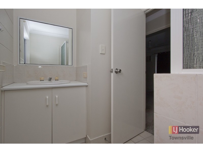 4/7 Palmerston Street, Pimlico QLD 4812