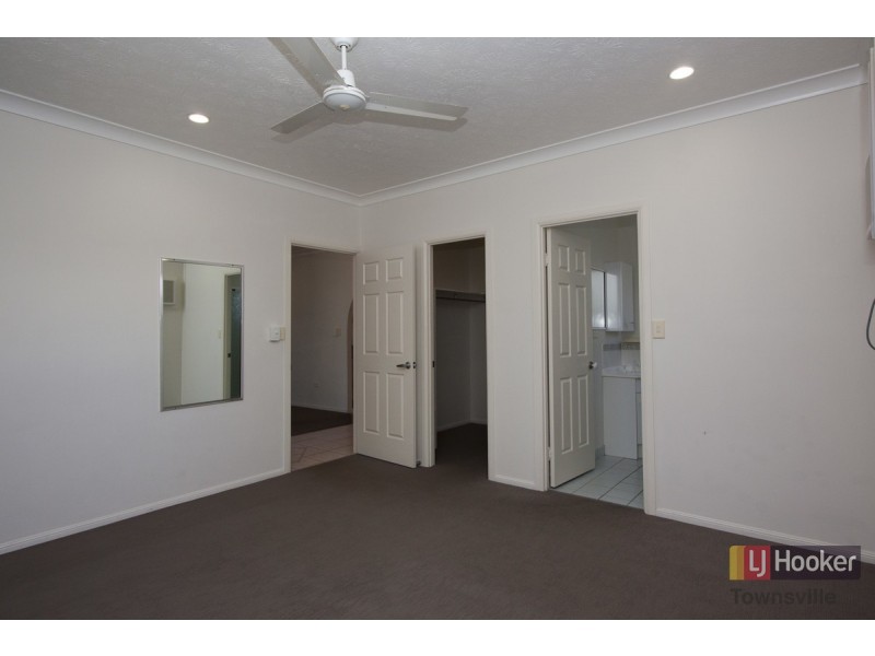 17 Campion Circuit, Kirwan QLD 4817