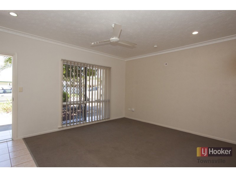 17 Campion Circuit, Kirwan QLD 4817