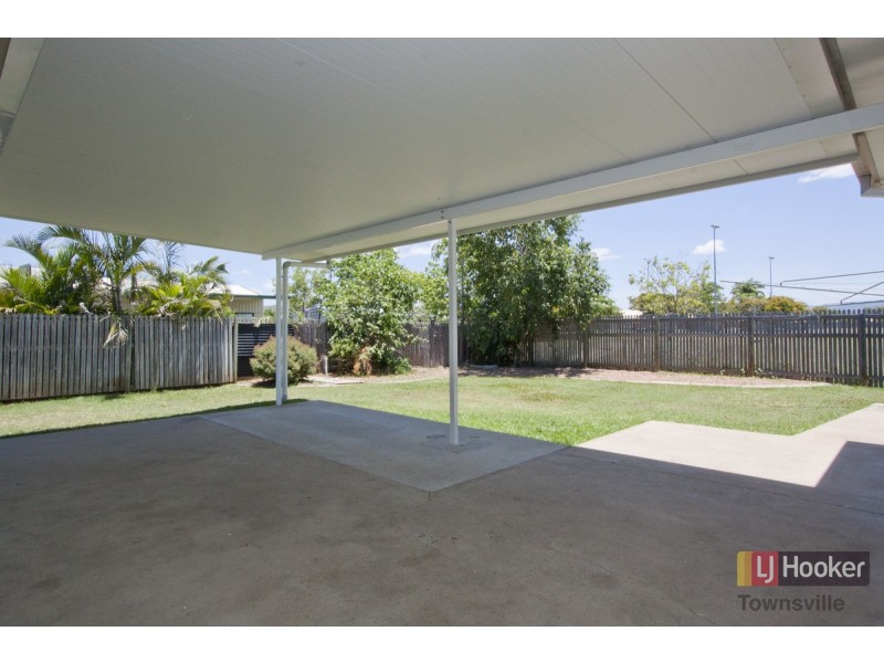17 Campion Circuit, Kirwan QLD 4817