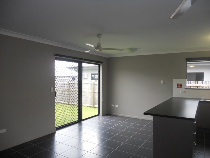 12 Redgum Court, Mount Louisa QLD 4814