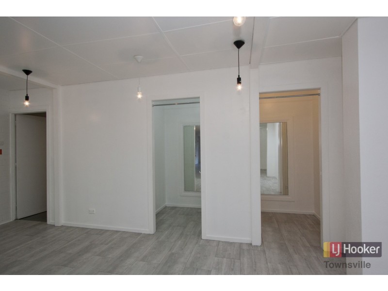 1/225-229 Flinders Street, Townsville City QLD 4810