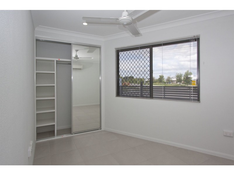 1/75 Riveredge Boulevard, Oonoonba QLD 4811