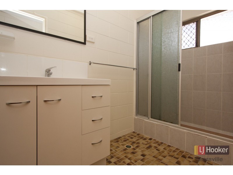 3/10 Crowle Street, Hyde Park QLD 4812