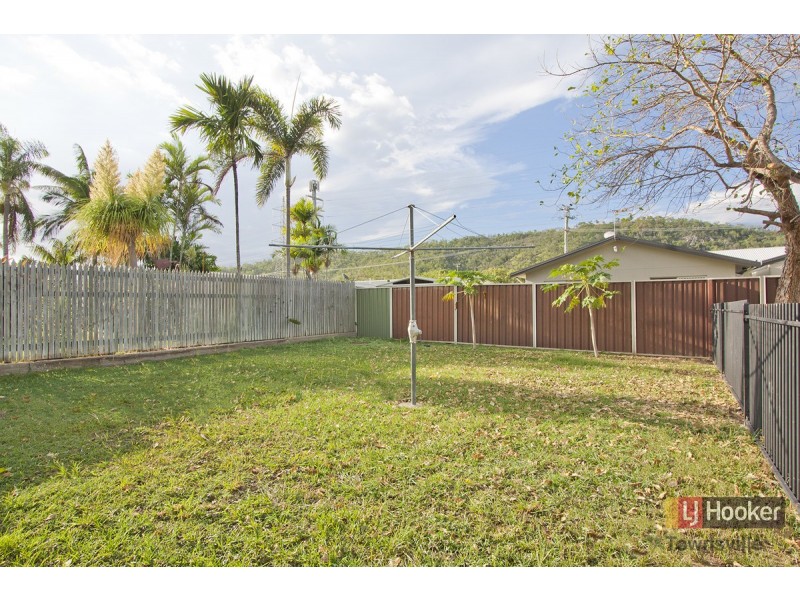 2/5 Halliday Street, Kirwan QLD 4817