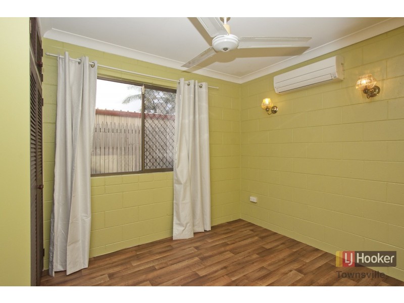 2/5 Halliday Street, Kirwan QLD 4817