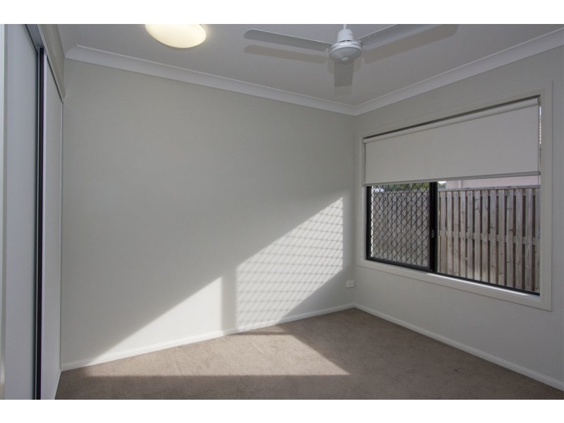 5 Rattray Street, Bushland Beach QLD 4818