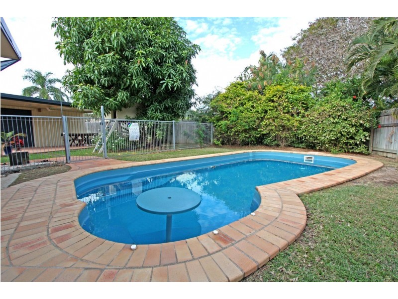 2 Reynolds Street, Kirwan QLD 4817