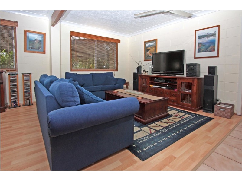 2 Reynolds Street, Kirwan QLD 4817