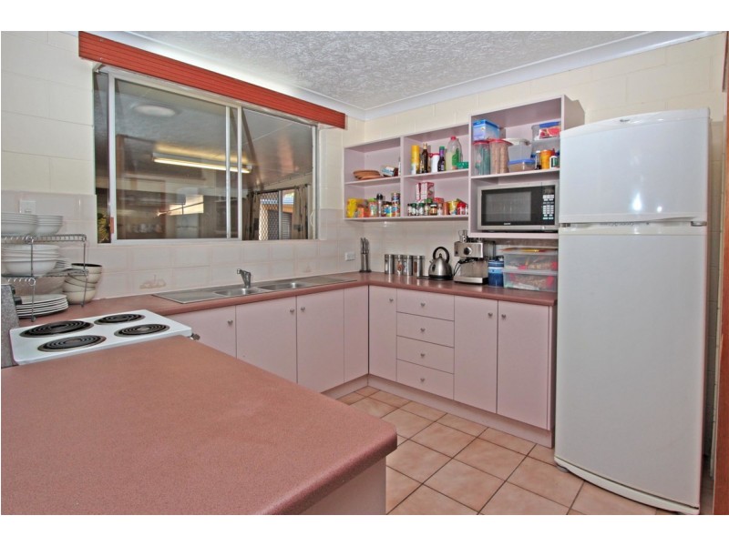 2 Reynolds Street, Kirwan QLD 4817