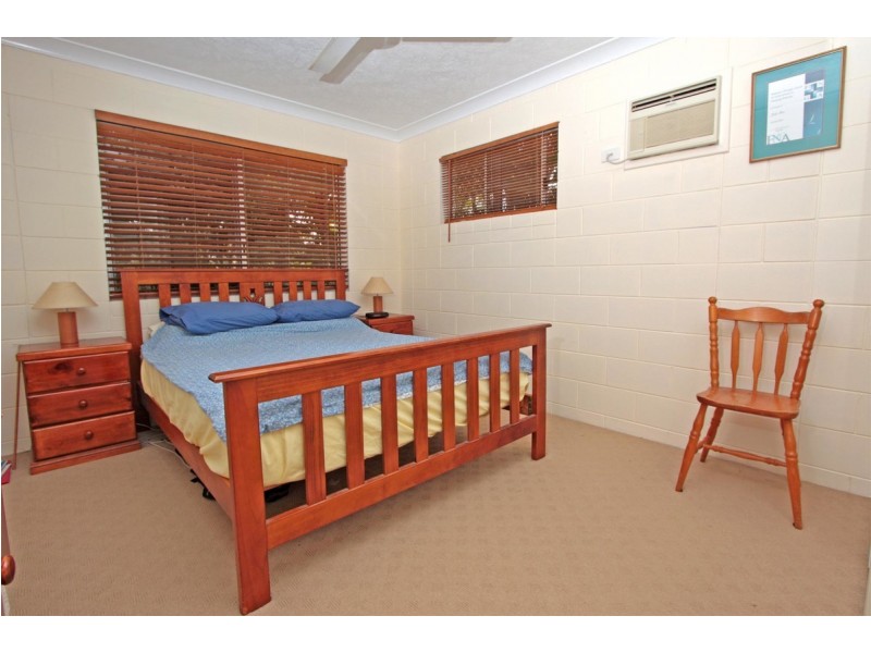 2 Reynolds Street, Kirwan QLD 4817