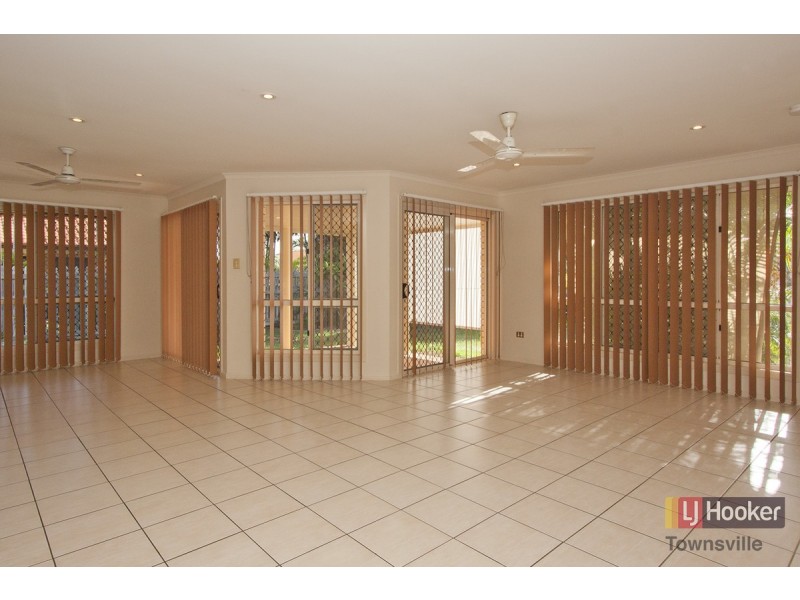 5 Crossman Place, Kirwan QLD 4817