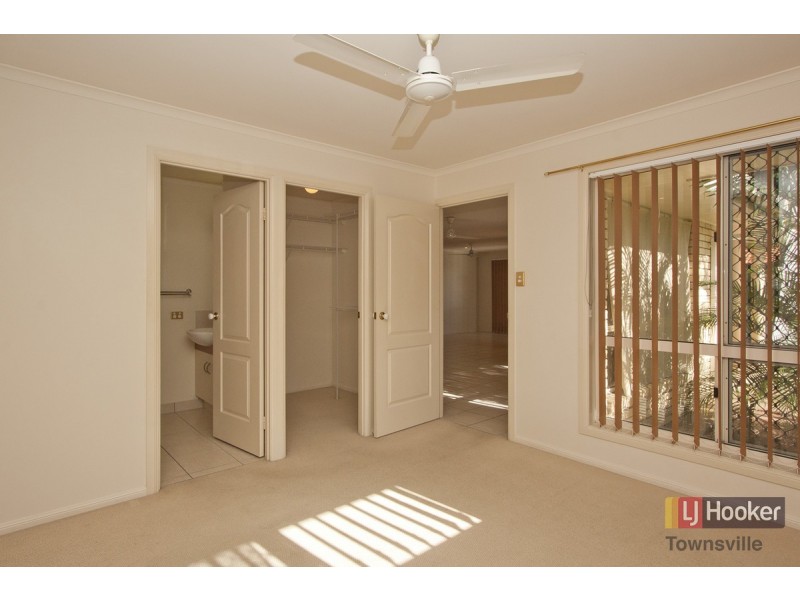 5 Crossman Place, Kirwan QLD 4817