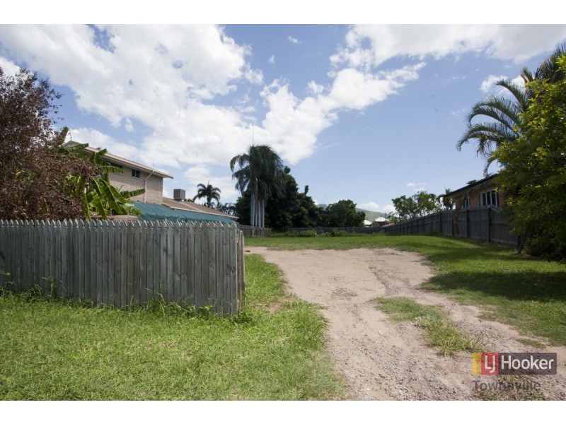 36 Buna Avenue, Mundingburra QLD 4812