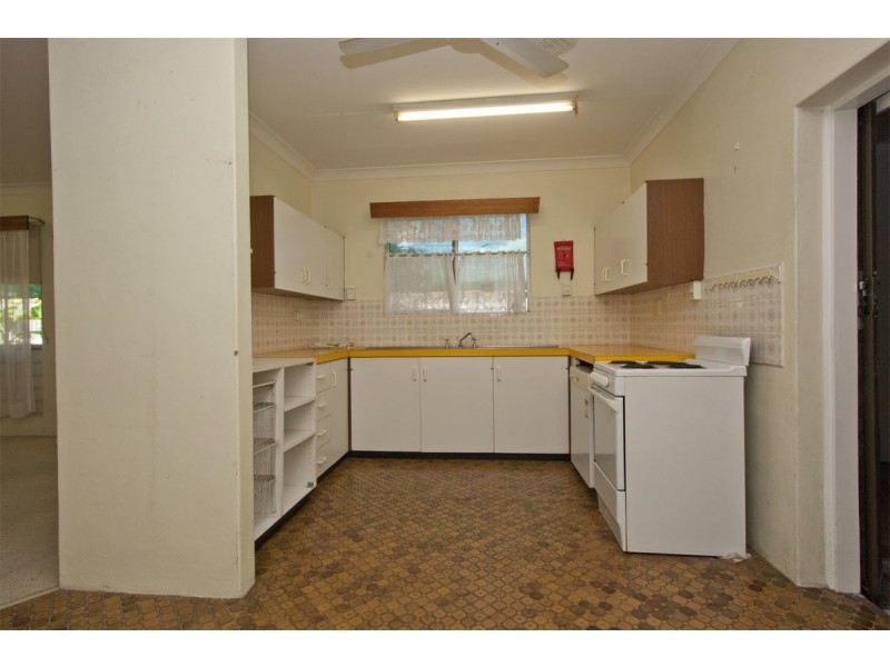 8 Lumeah Street, Cranbrook QLD 4814