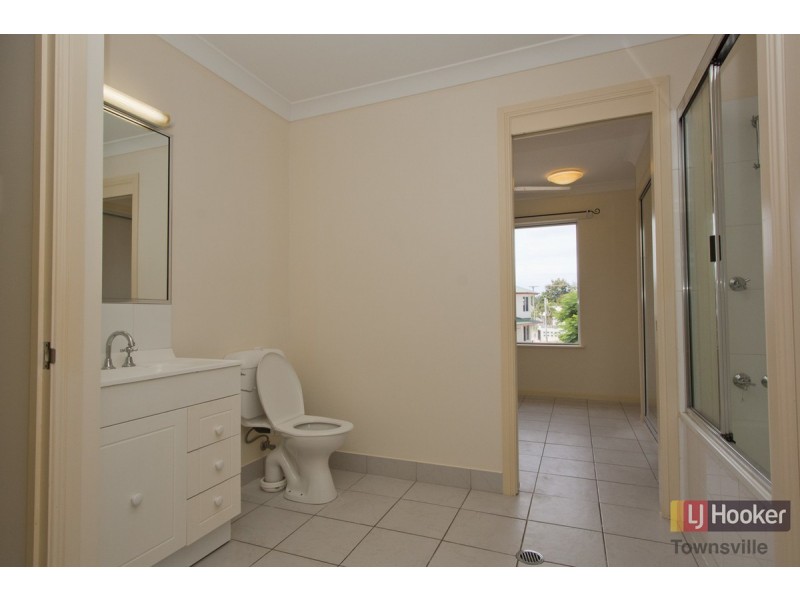 6/26 Derby Street, Pimlico QLD 4812