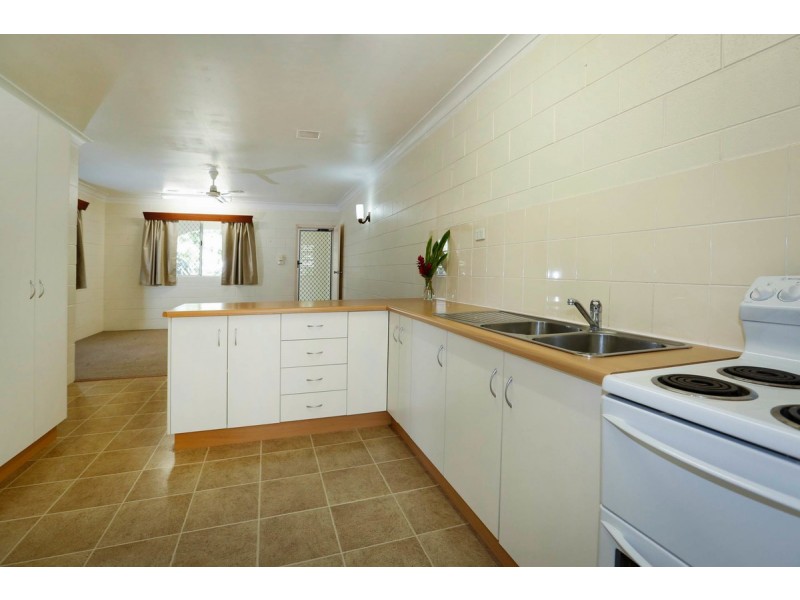 2/33 Ferntree Street, Kirwan QLD 4817