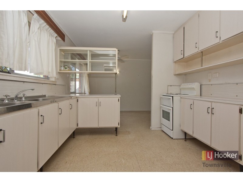 17 Pardon Street, Heatley QLD 4814