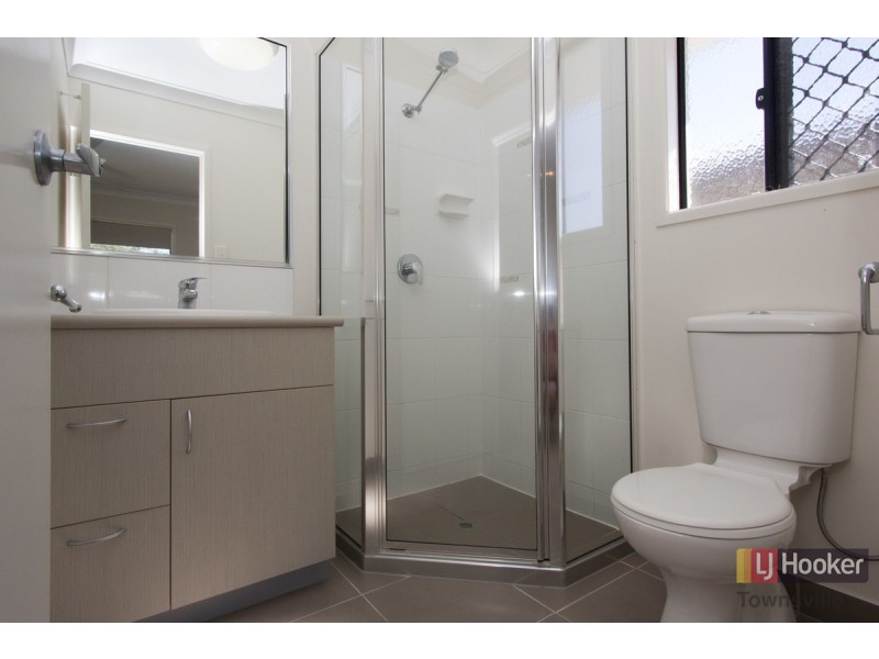 20 Ellsworth Drive, Mount Louisa QLD 4814