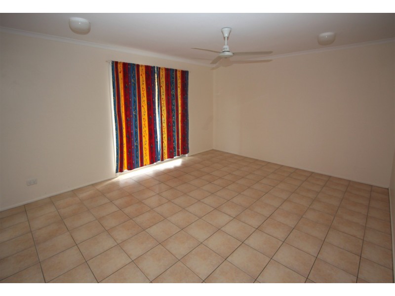 25 Geoffrey Court, Rasmussen QLD 4815