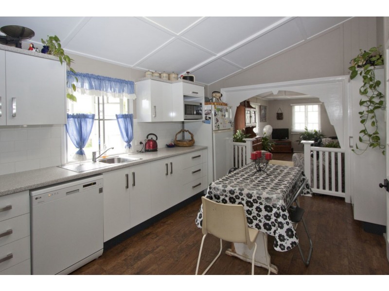 84 Corcoran Street, Currajong QLD 4812