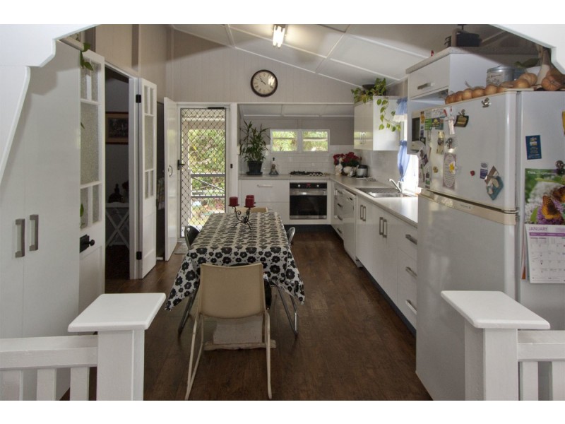 84 Corcoran Street, Currajong QLD 4812