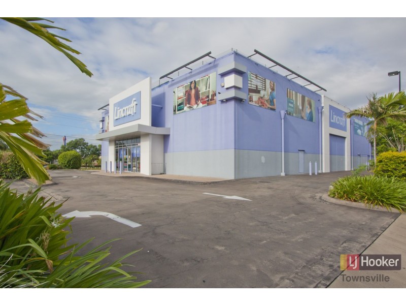 25-29 Martinez Avenue, West End QLD 4810