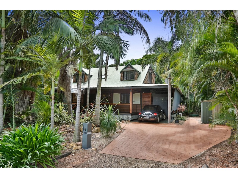 6 Mostyn Crescent, Bushland Beach QLD 4818