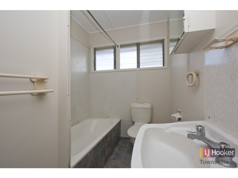 36 Undara Avenue, Cranbrook QLD 4814