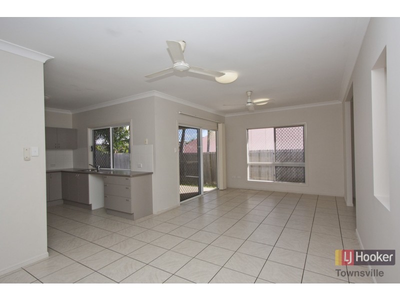 58 Minaret Way, Mount Louisa QLD 4814