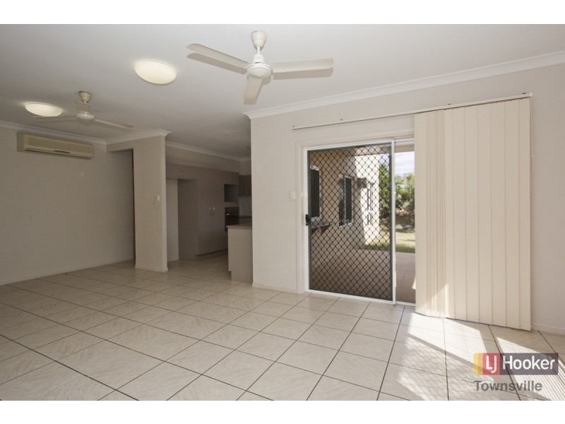 58 Minaret Way, Mount Louisa QLD 4814