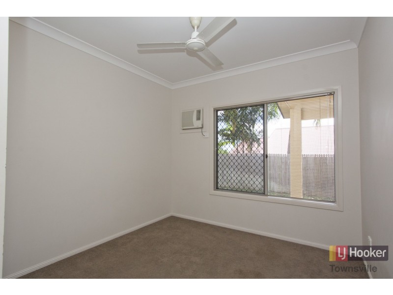 58 Minaret Way, Mount Louisa QLD 4814