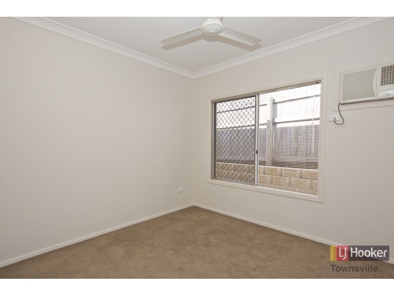 58 Minaret Way, Mount Louisa QLD 4814