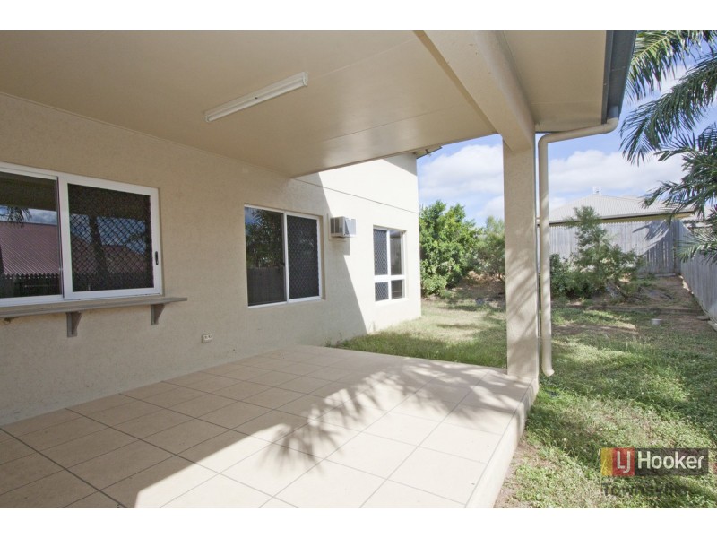 58 Minaret Way, Mount Louisa QLD 4814