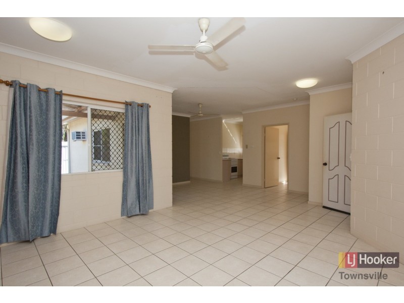 10 Lornsleigh Street, Mount Louisa QLD 4814