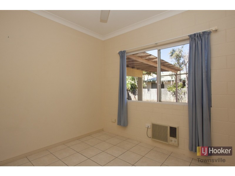 10 Lornsleigh Street, Mount Louisa QLD 4814