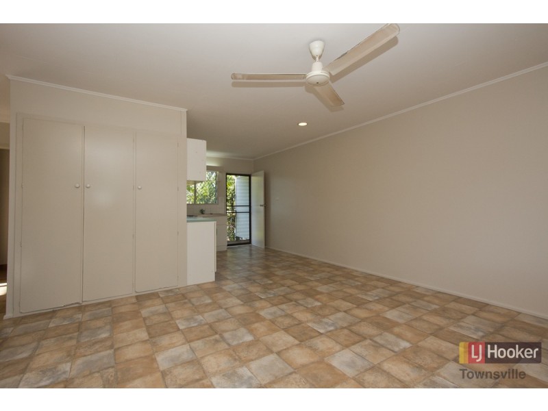 1/13 Moondarga Drive, Cranbrook QLD 4814