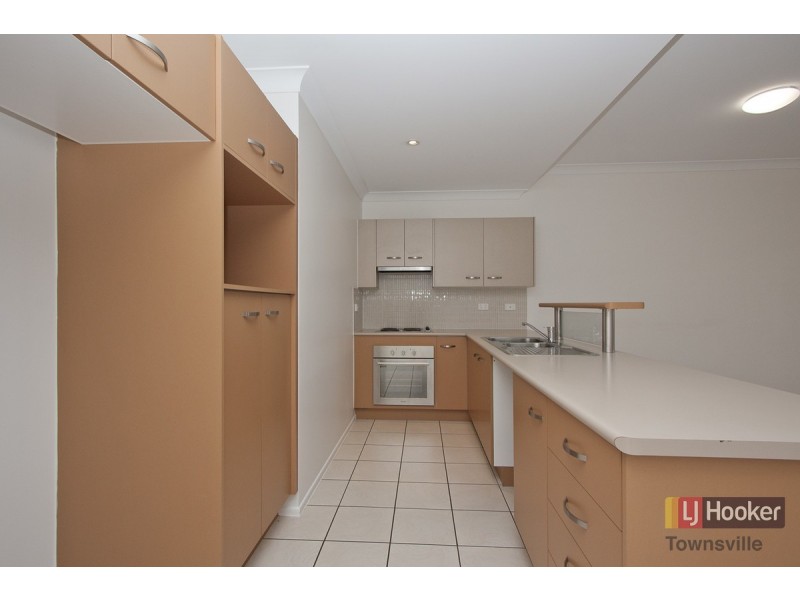 7/2 Freshwater Drive, Douglas QLD 4814