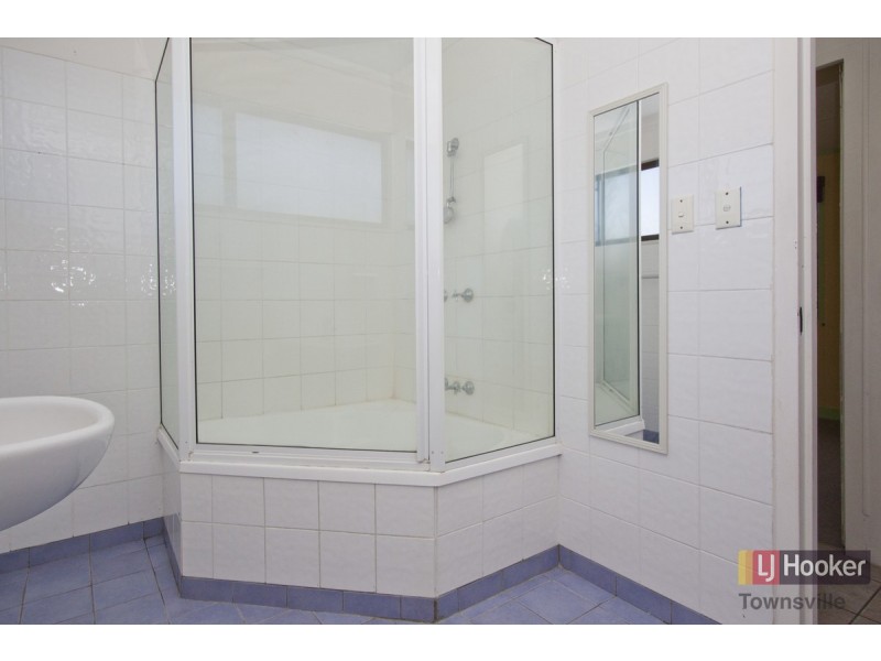 5 Greendale Court, Deeragun QLD 4818