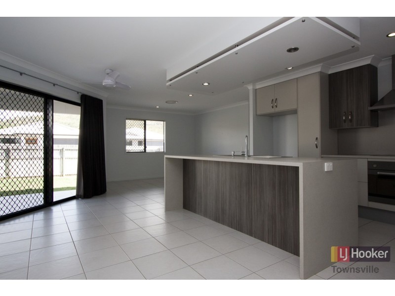 19 Rushtons Way, Mount Louisa QLD 4814