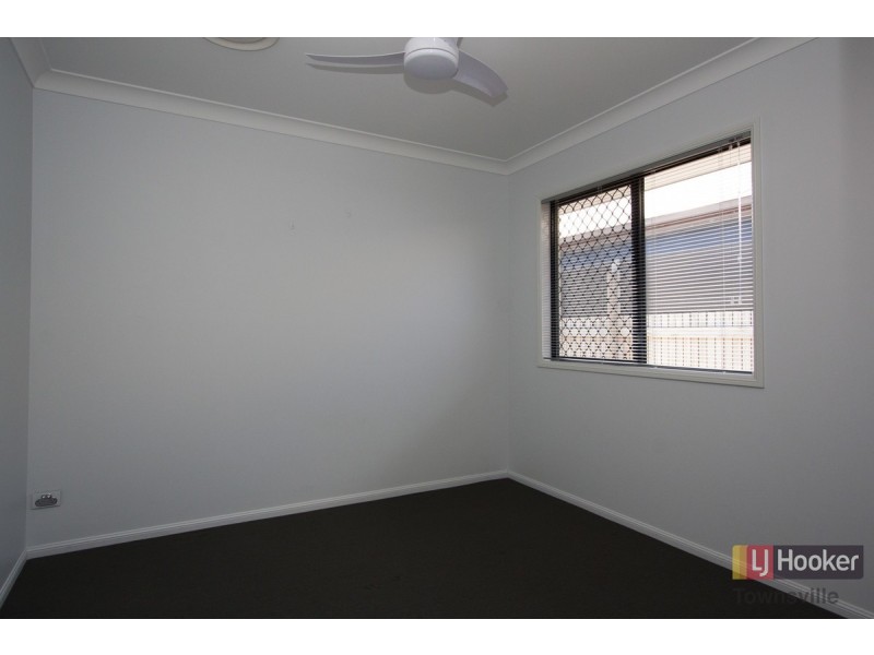 19 Rushtons Way, Mount Louisa QLD 4814