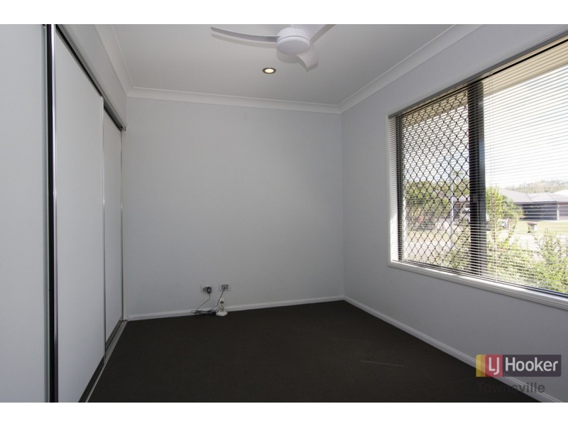 19 Rushtons Way, Mount Louisa QLD 4814