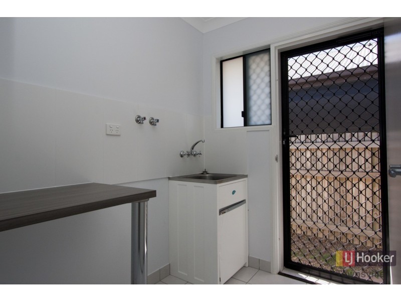 19 Rushtons Way, Mount Louisa QLD 4814