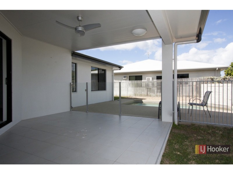 19 Rushtons Way, Mount Louisa QLD 4814