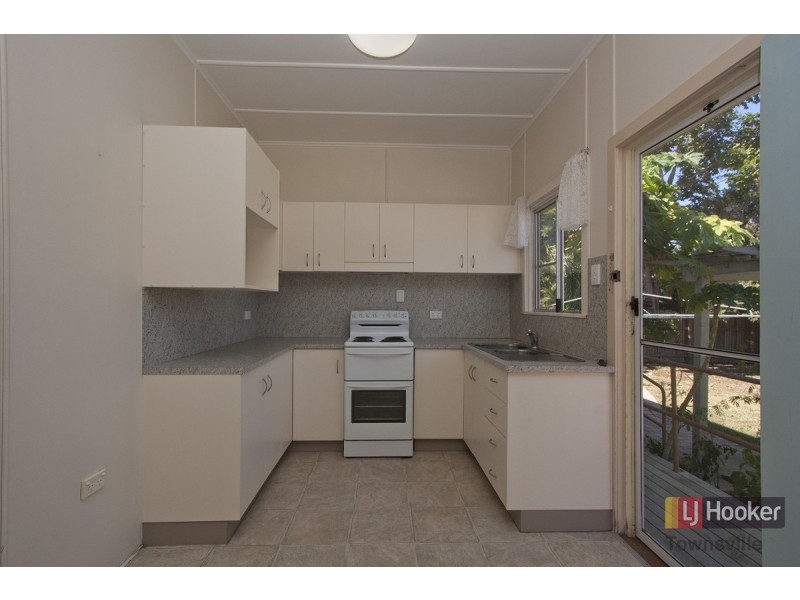 12 Bomana Street, Aitkenvale QLD 4814