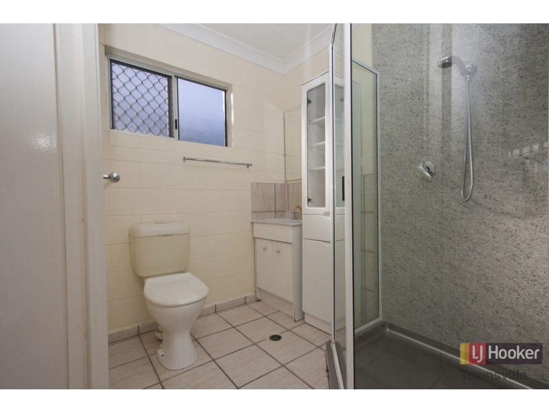 2 Reynolds Street, Kirwan QLD 4817