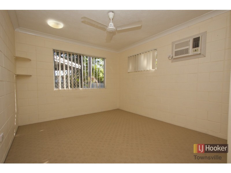 2 Reynolds Street, Kirwan QLD 4817