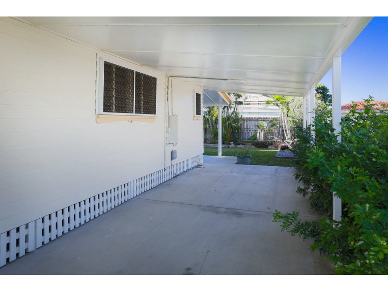 33 Nix Street, West End QLD 4810